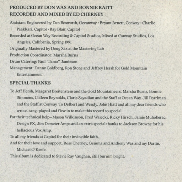 2 Bonnie Raitt CDs The Bonnie Raitt Collection 1990 & Luck of the Draw 1991 - Picture 10 of 13